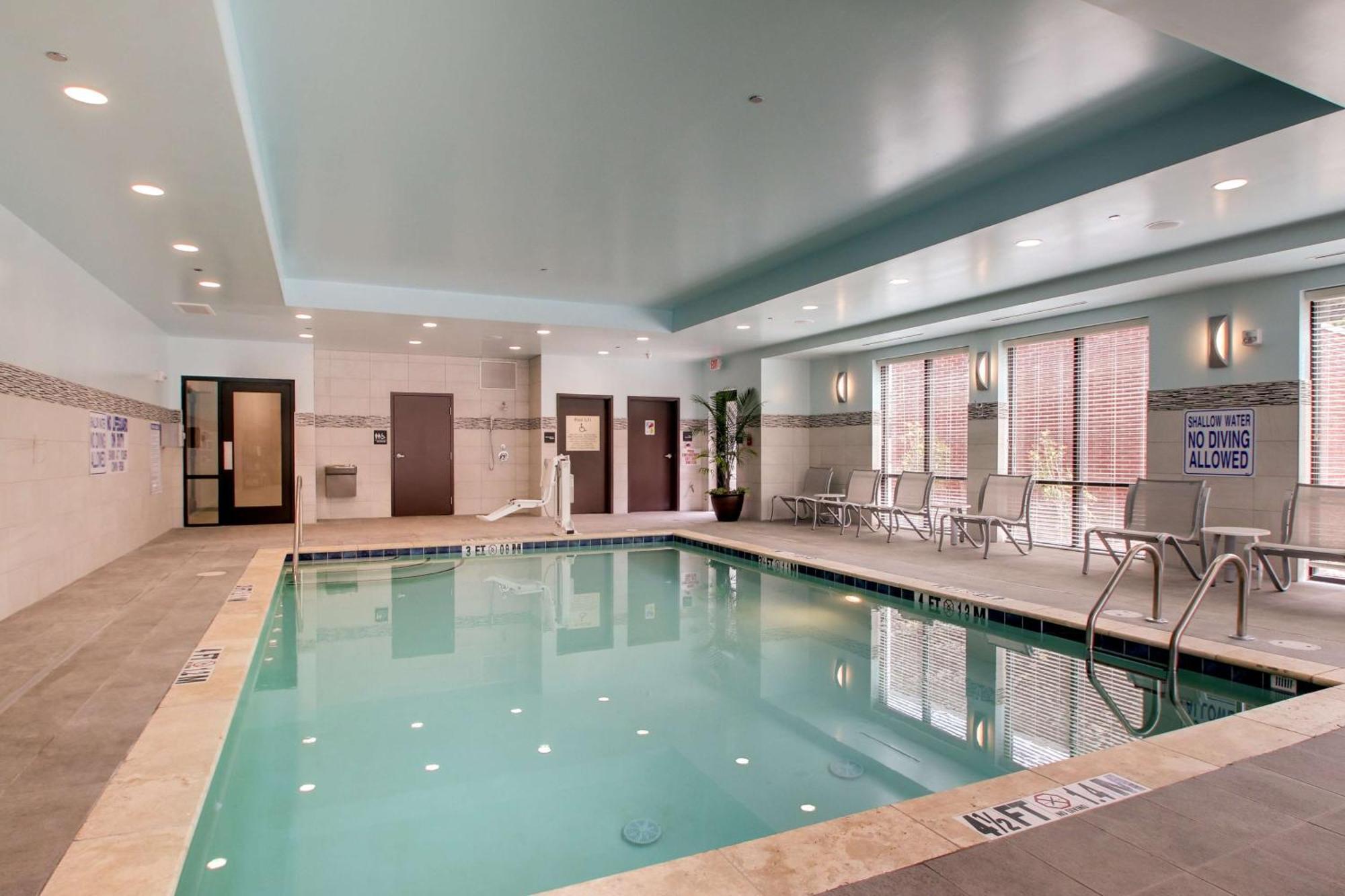 Hampton Inn & Suites Greenville Airport Kültér fotó